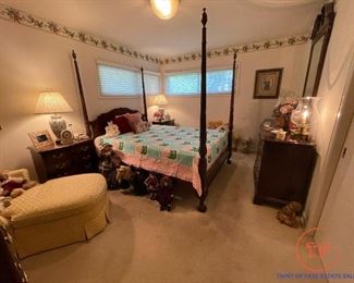 DREXEL HERITAGE 6 Piece Mahogany Bedroom Set