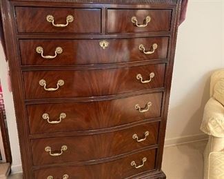 DREXEL HERITAGE 6 Piece Mahogany Bedroom Set