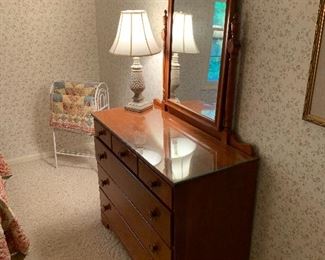 Bedroom 4
Ethan Allen Maple dresser with mirror 