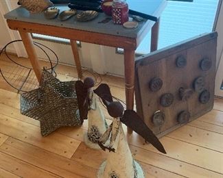 Family Room 
Tall angels, cookie stamps