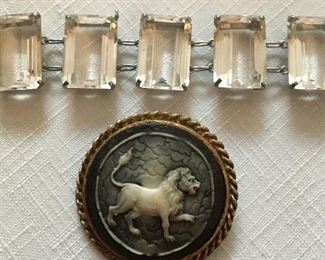 lion cameo