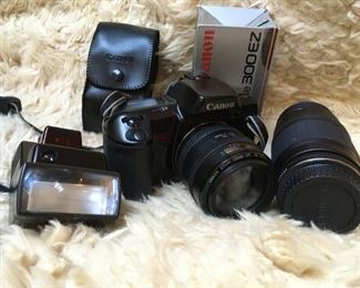 Canon EOS 10S 35mm camera