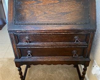 Arts and Crafts Writing Desk with Barley Twist Legs/Brass Hardware and Dovetailed Drawers. (Circa 1910-1930). Measures 40 1/2" tall x 28" wide and 14 1/2" depth. 