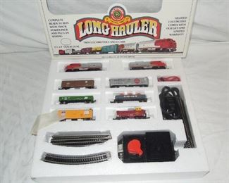 $60 obo -Bachmann Long Hauler N gauge train set, engine runs well and lights, looks like little if any use for this set. Have other N scale train items.