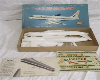 $85 obo -Vintage Aurora #387 Douglas DC-8 Jet Mainliner , unstarted, unbuilt appears to be complete.