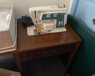 Singer Sewing Machine