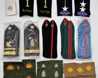 US Army Embroidered Insignia Patches & Pins US Military Dress Uniform Unit Patches US Army Unit Patches + US Navy Rank Patches & Pins Foreign Military Shoulder Boards & Insignia Vintage US Army Pins, Patches & Ribbon Bars