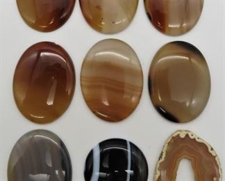 Agate Cabochons  various agate cabochons and a slice of agate with druzy center, all approximately measure around 1.5"