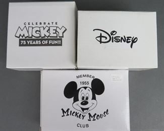 New Old Stock Avon Disney Collectors Watches in Tins 