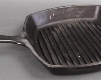 Lodge Cast Iron Grilling Skillet