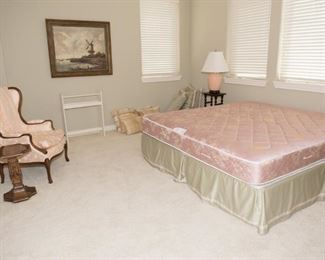 King Size Mattress and Boxspring