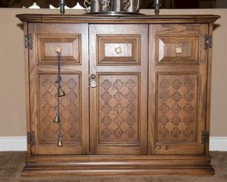 Mid Century Bar 33"H x 40.5"W x 20.5"D