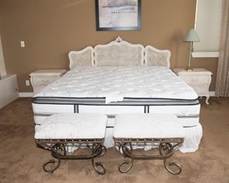 King Size Pillow Top Mattress and Boxspring