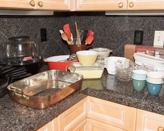 Vintage Pyrex, Corning Ware and Electric Popcorn Popper