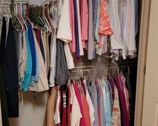 Lots of Ladies Clothing, Many with new tags