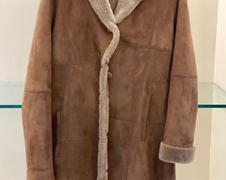 Vintage shearling coat. Size S. Photo 1 of 2.