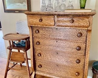 Antique 6 drawer chest of drawers 