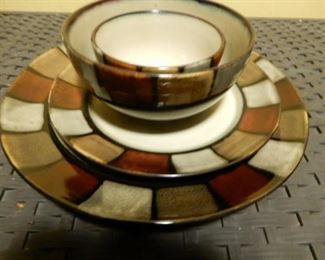 Pfalzcraft Dish Set "Tao" Collection