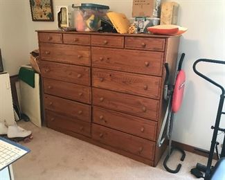 Solid Wood Huge Chest of Drawers .. Beautiful!