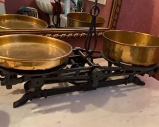 Antique Cast Iron J. Florenz 10KG Scale