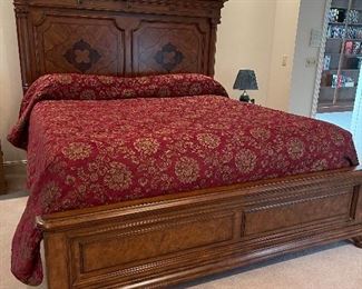 Like new King size bed with Beautyrest mattress set