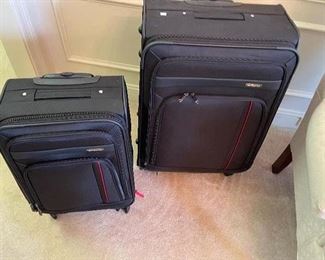 2 piece Samsonite luggage set, like new