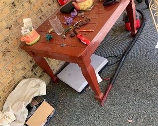 Sturdy table, used outside 