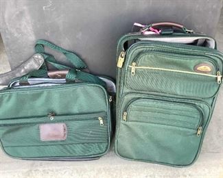 Green Luggage Samsonite