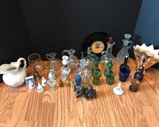 Mixed Collectibles Oil Lamp, Glassware