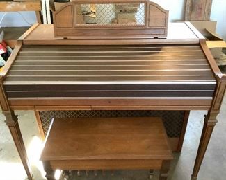 Yamaha Electone Organ