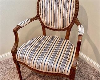 Vintage chair / armchair