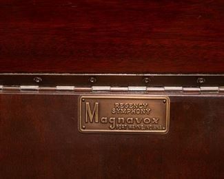 1940s Magnavox Radio and Phonograph Console