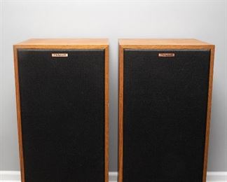 Pair of vintage Klipsch chorus II 8 Ohms speakers