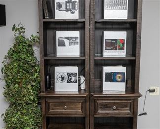 Pair of Matching Haverty's Entertainment Center Bookcase Shelving Units 