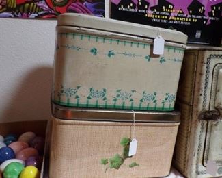 bread boxes