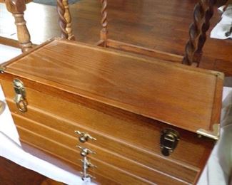 5 drawer small display case