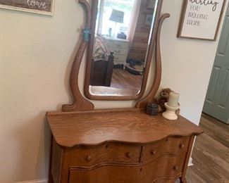 Antique Gentlemens dresser