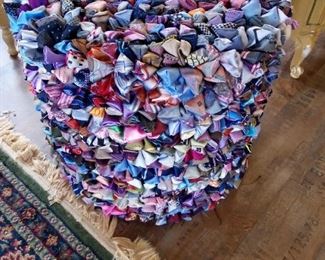 Bow tie ottoman
