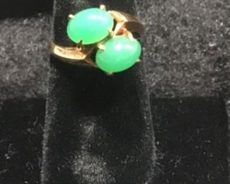 18 k yellow gold and jade