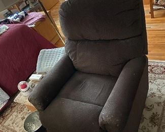 Lift chair $100