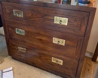 Vintage Henredon Campaign Small Dresser
Good condition. 
Some small scratches at the bottom. 
32” long x 18” deep x 28” tall
Must be able to move and load yourself.