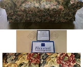 Floral FlexSteel Loveseat is 5 Ft 7 Inches Wide x 3 Ft Deep x 2 Ft 10 Inches Tall $75