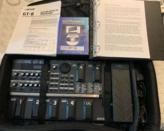 225 BOSS GT8 Guitar Effects Processor