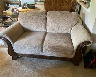 088lr Livingroom Loveseat