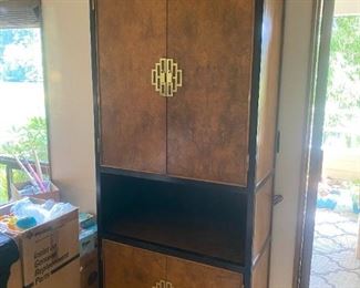 093lr Pan Asian Style Bar Wardrobe