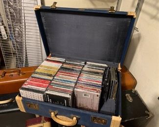 200 CDs Collection In A Vintage Suit Case