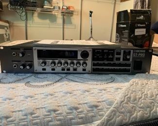 226 Boss GTPro Guitar Effects Processor