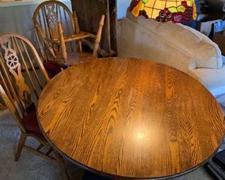 242 Oak Table With 8 Chairs