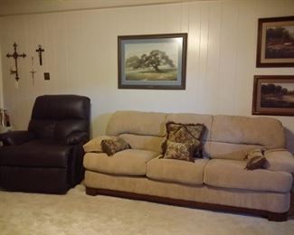 Power recliner and sofa, both in excellent condition