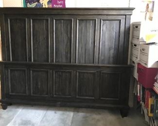 (Brand New)Magnussen Calistoga 4-Piece Panel Bedroom Set in Weathered Charcoal